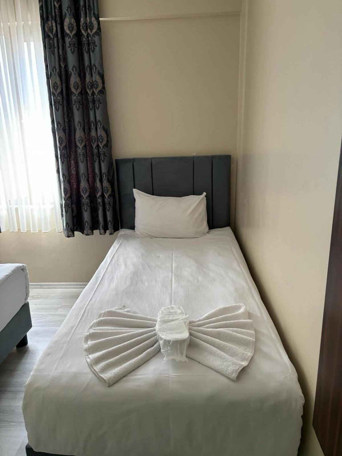 Hotel Wiva Istanbul Bagian luar foto